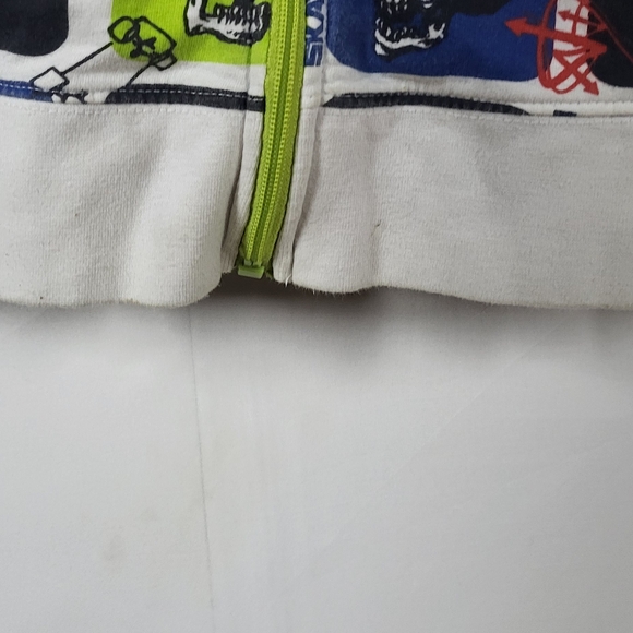 Kids Skulls Graphic Zip Hoodie in White,Pockets Sz M - Picture 6 of 13